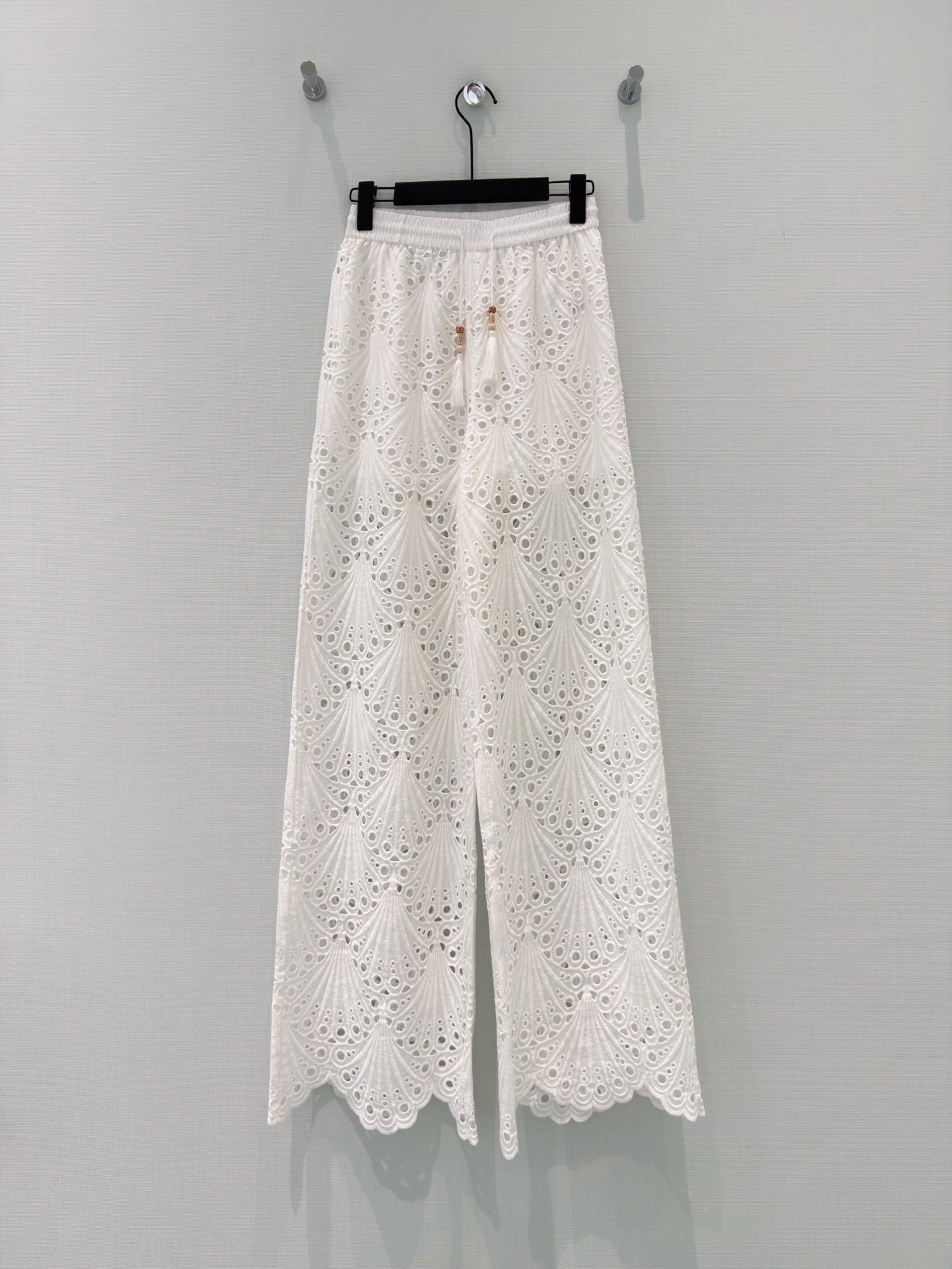 Hollow-out Series Pants