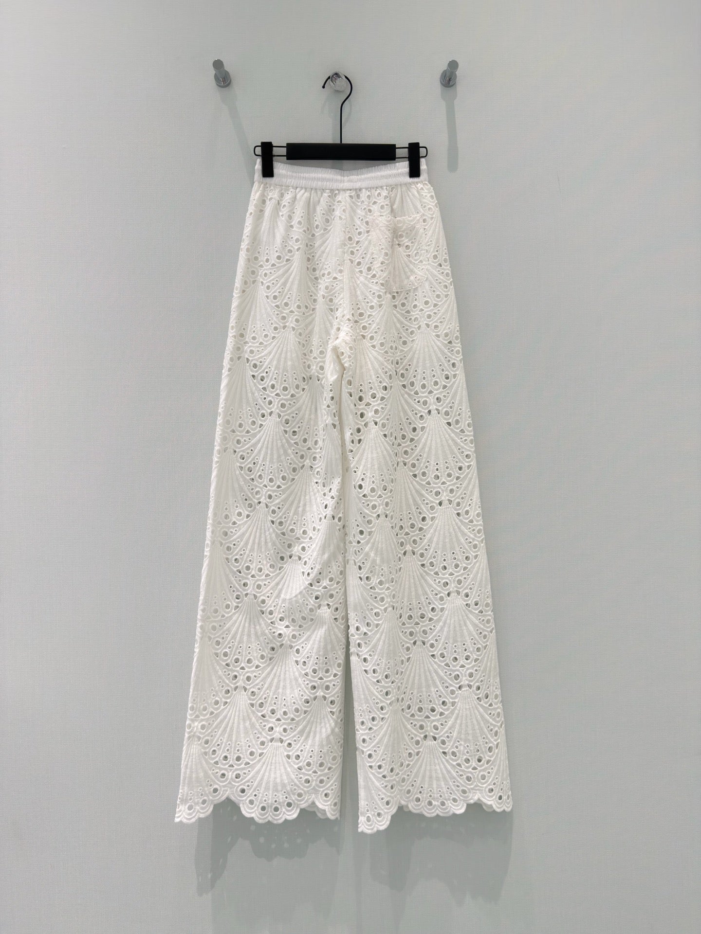 Hollow-out Series Pants