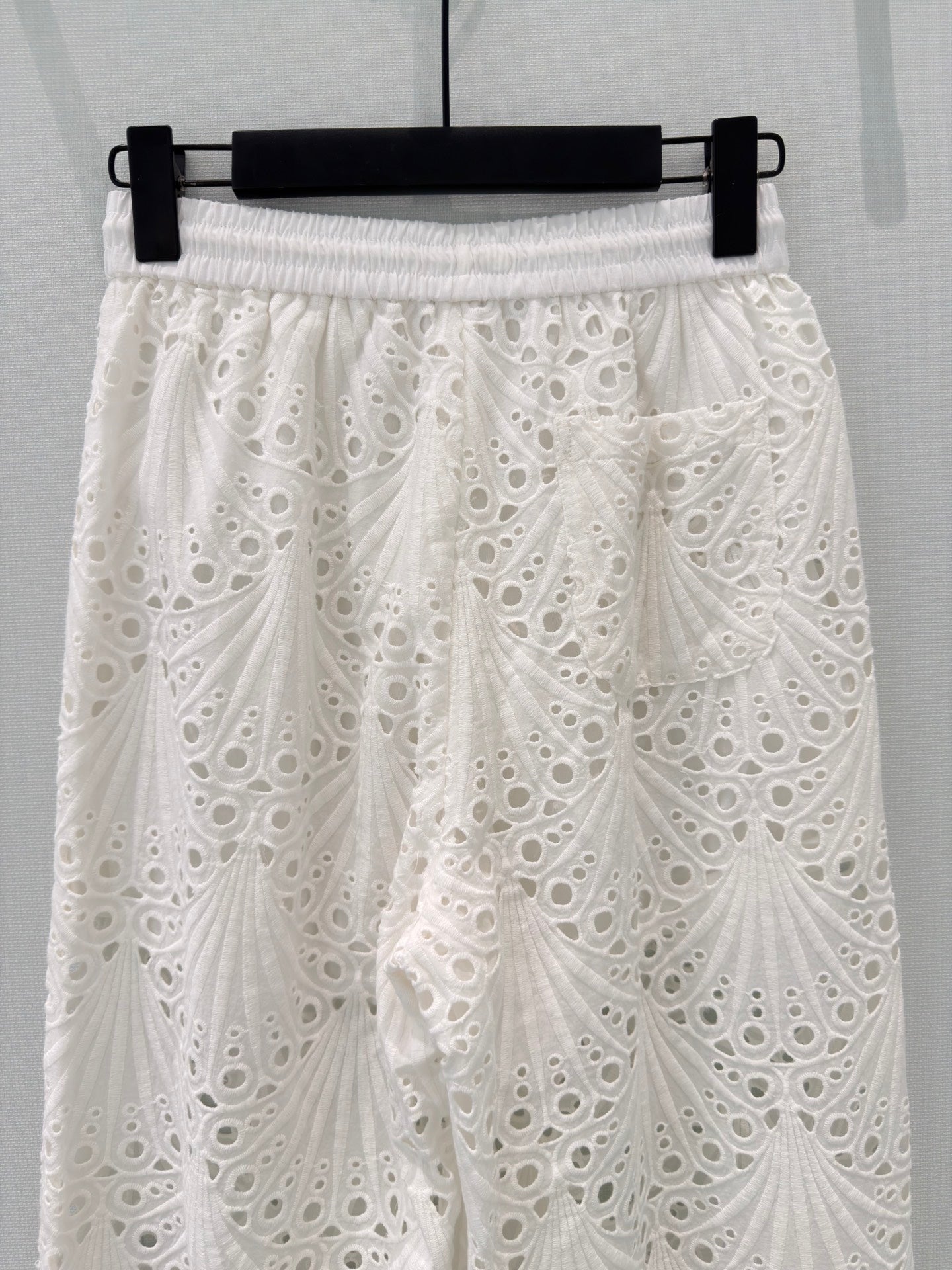 Hollow-out Series Pants