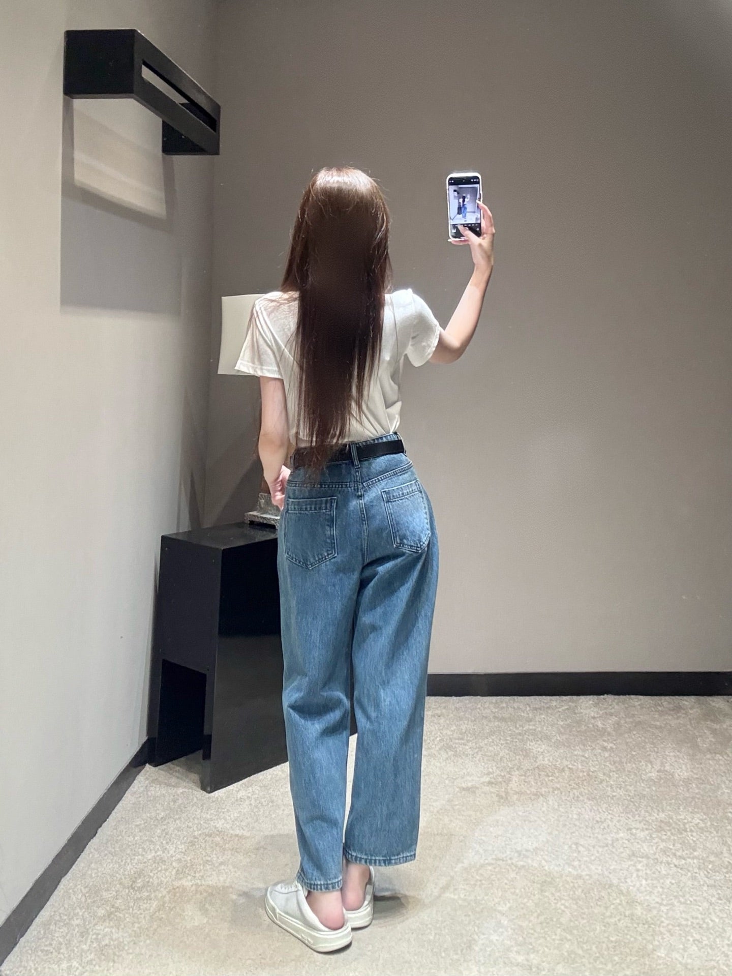 High Rise Straight Ankle Jeans